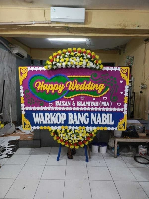 Papan Bunga di Cisait Kragilan